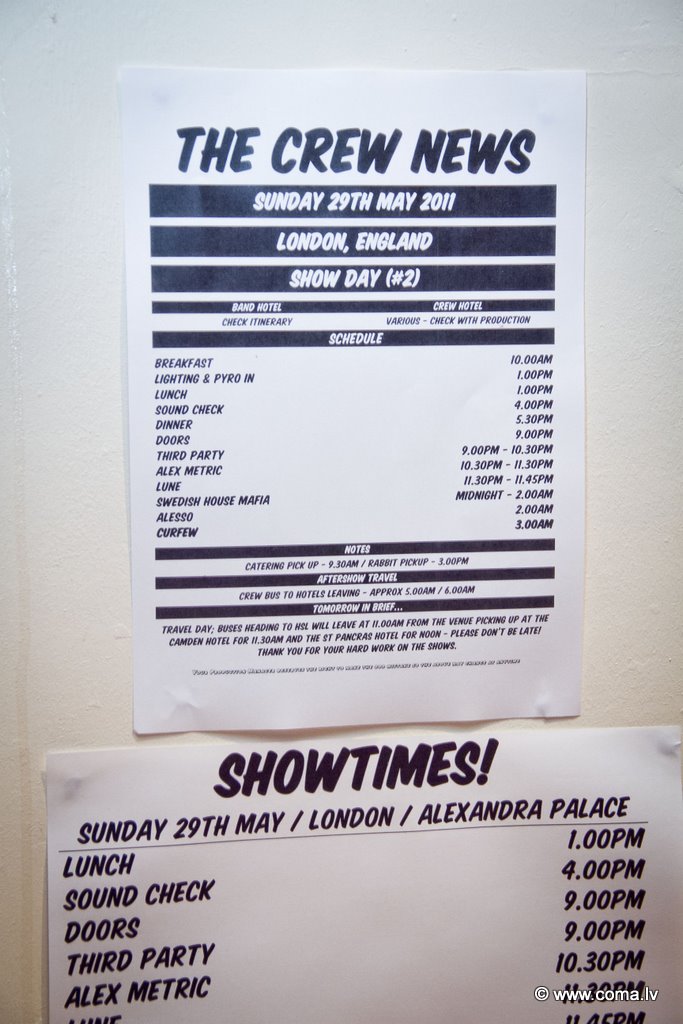 Photoreport: Swedish House Mafia UK Tour 2011, London — Backstage 59