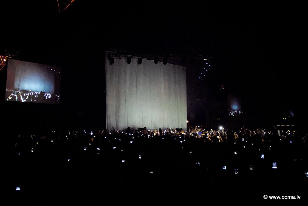 Photoreport: Swedish House Mafia UK Tour 2011, London — Backstage 65